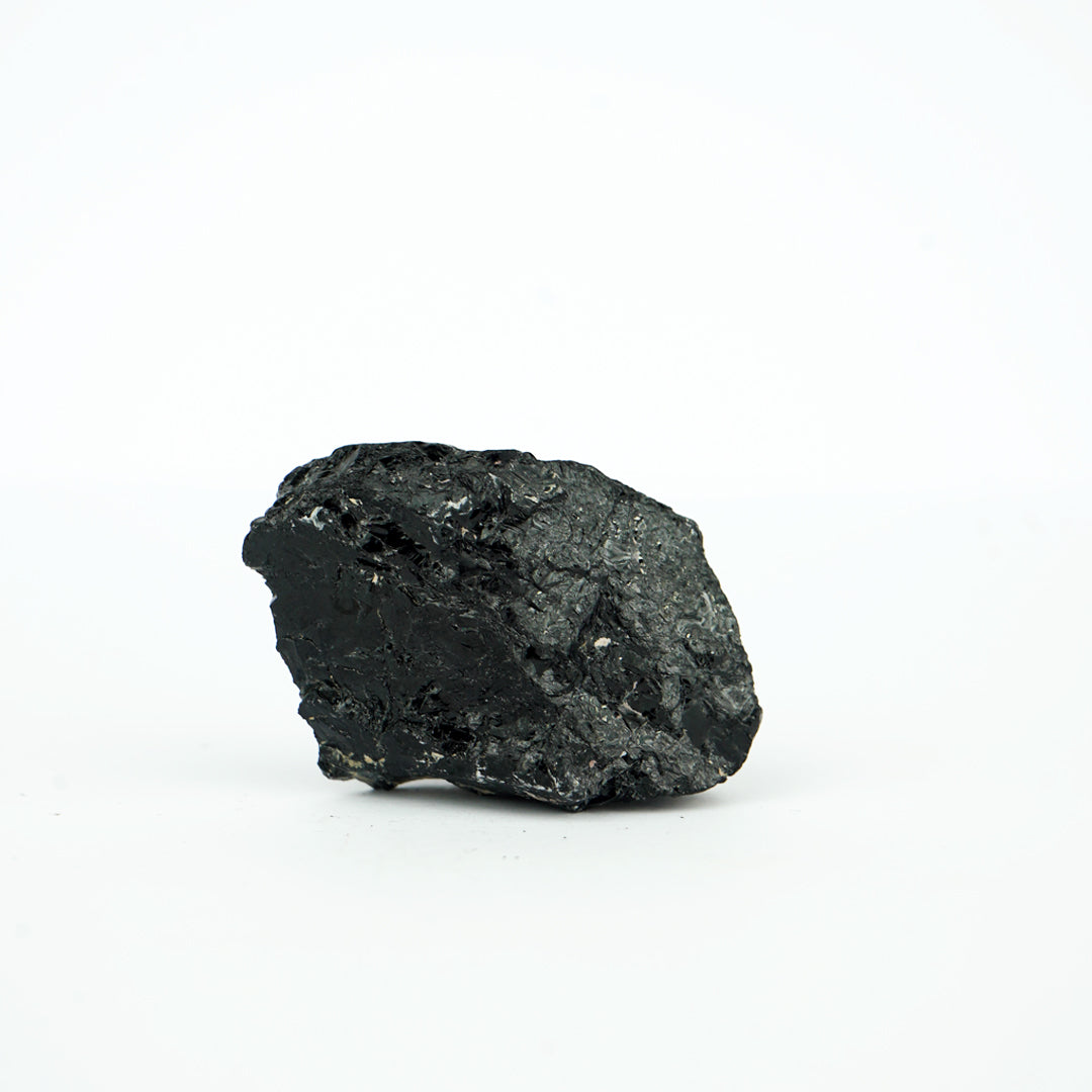 piedra turmalina negra en bruto para proteccion - a tiempo Peru